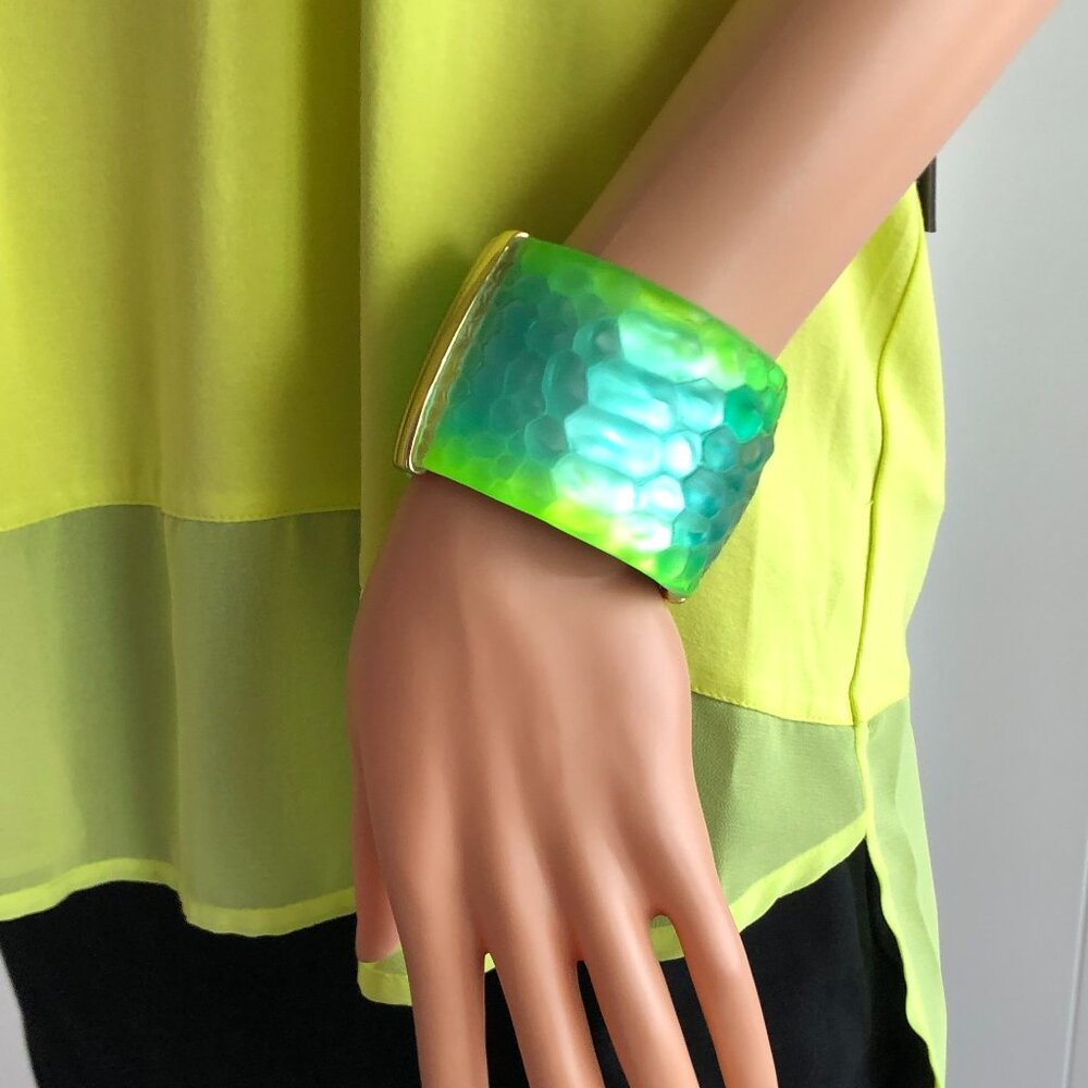 Neon Lucite Bracelet - Picture 1 of 12